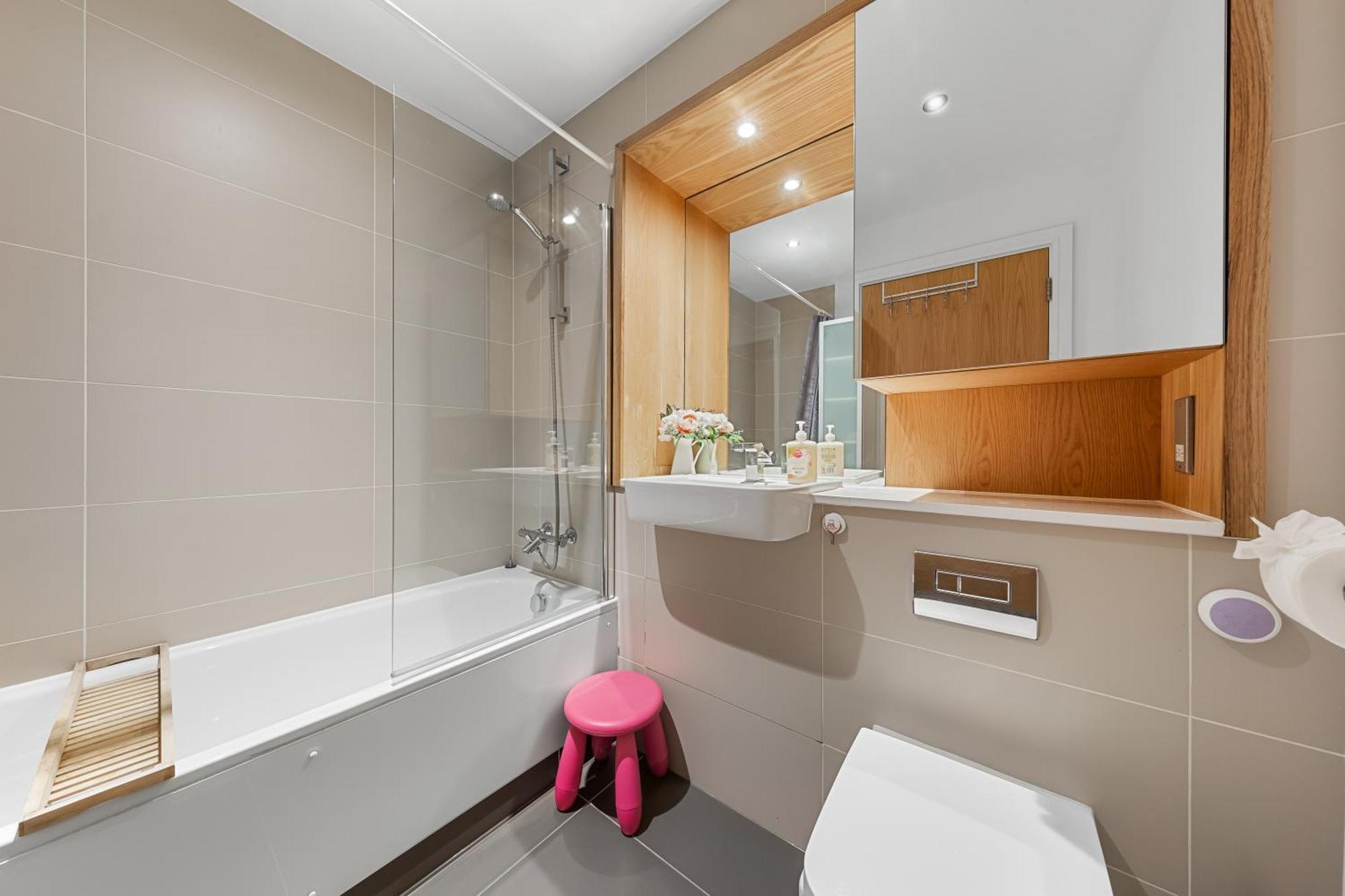 Trendy 2 Bed Flat In Greenwich With Car Parking London Bagian luar foto